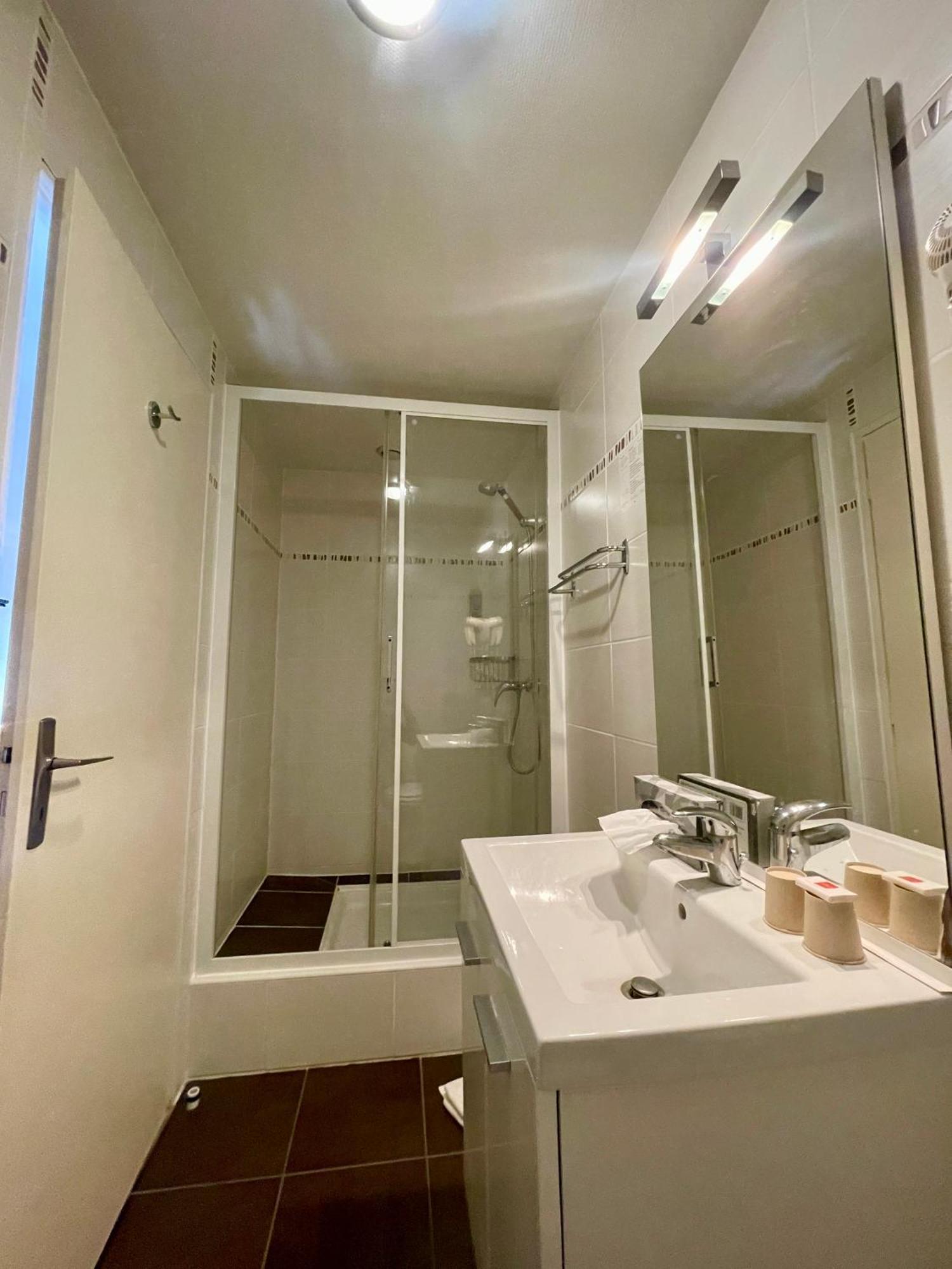 Hotel De France Ferney Voltaire Dış mekan fotoğraf